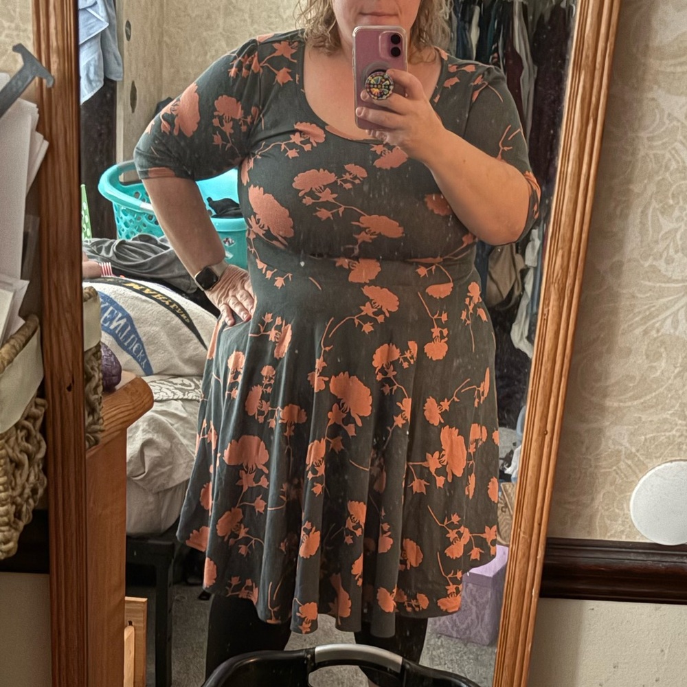 LuLaRoe Gray & Pink/Orange Dress 3X fits like 2X